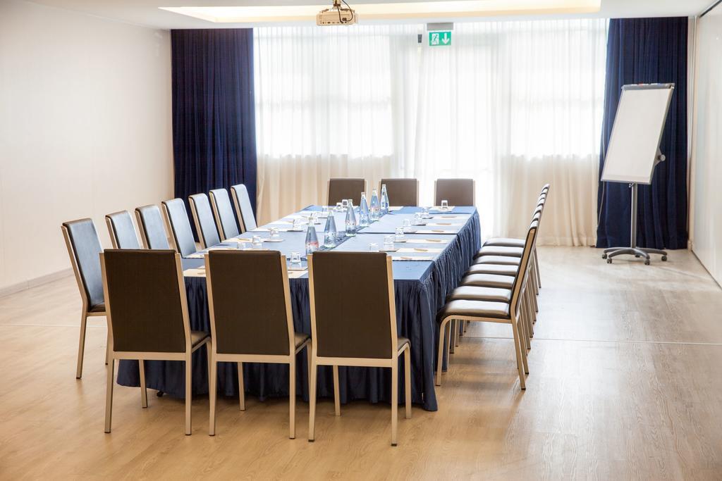 Hotel Just Fiera Lomazzo